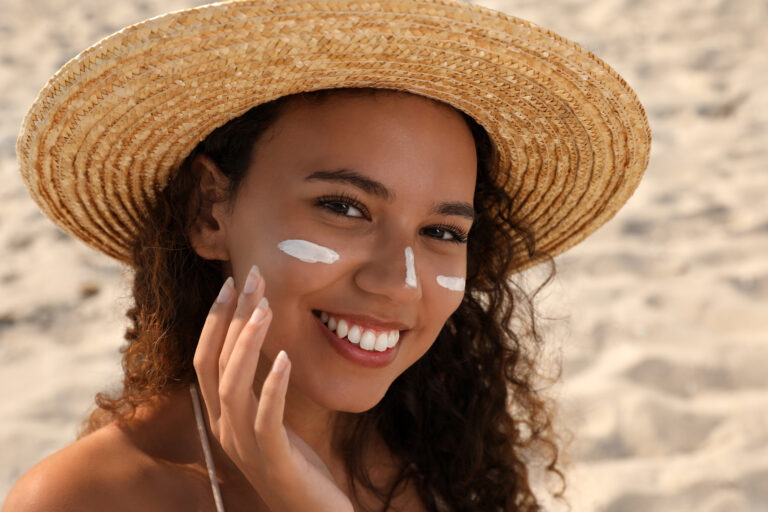 Bezpieczne opalanie skóry twarzy i ciała – o tym musicie pamiętać!